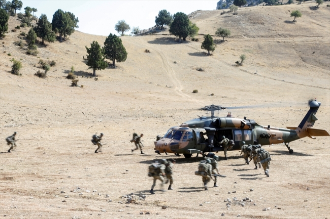 Terör örgütlerinin korkulu rüyası: Komandolar göreve hazır